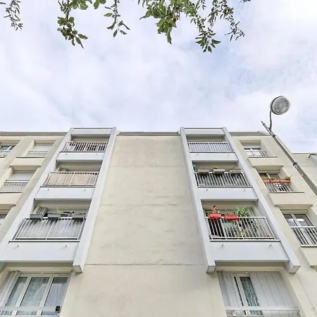 Апартаменты Bastille Republique Charming & Cosy 1br