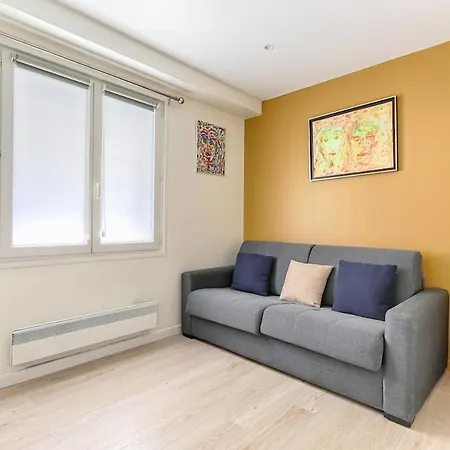 Апартаменты Bastille Republique Charming & Cosy 1br